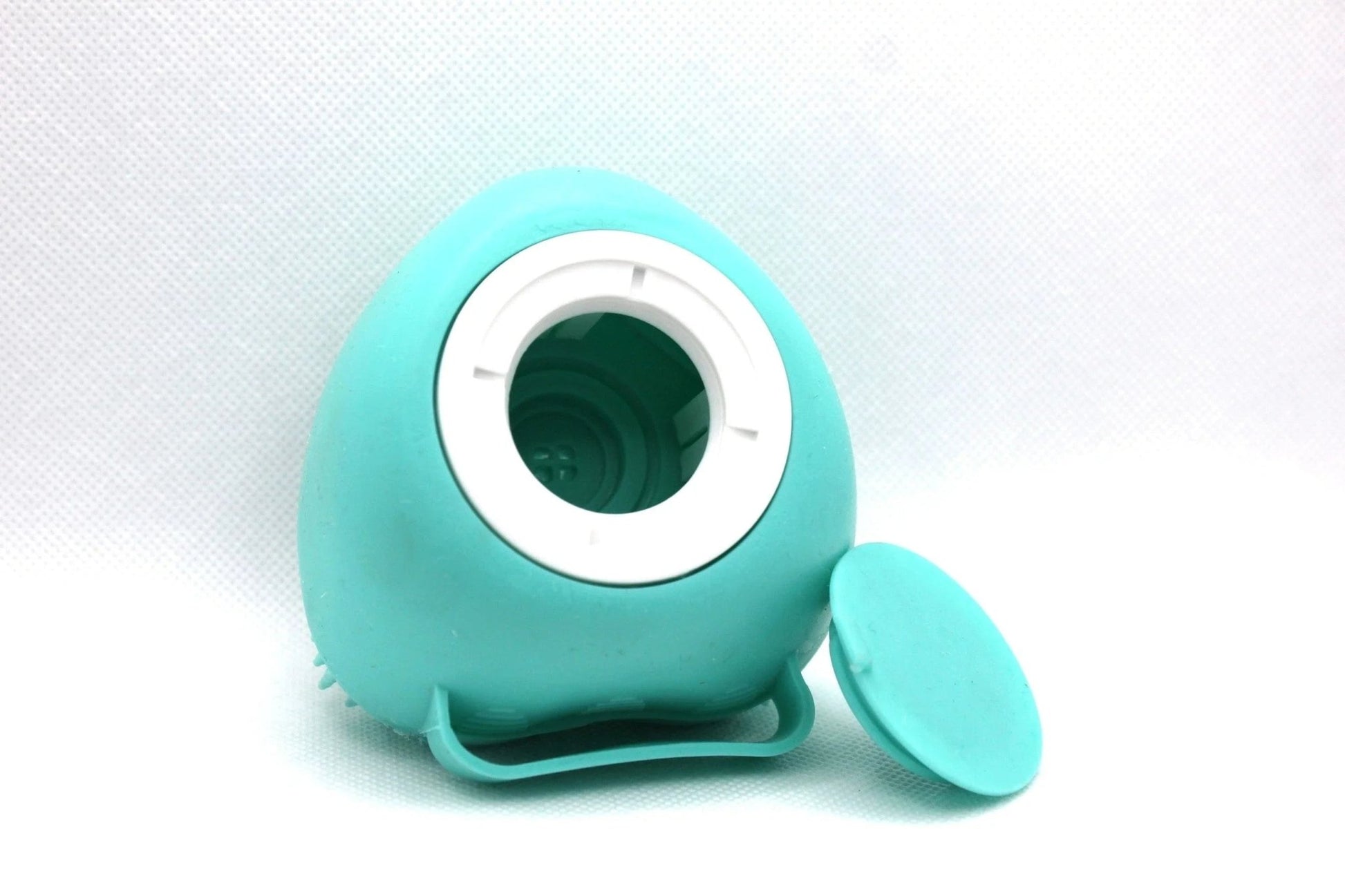 BrushPro Bath Brush The Ultimate Convenience for Pet Bath Time by Sky Pandion | Buy at Pawport