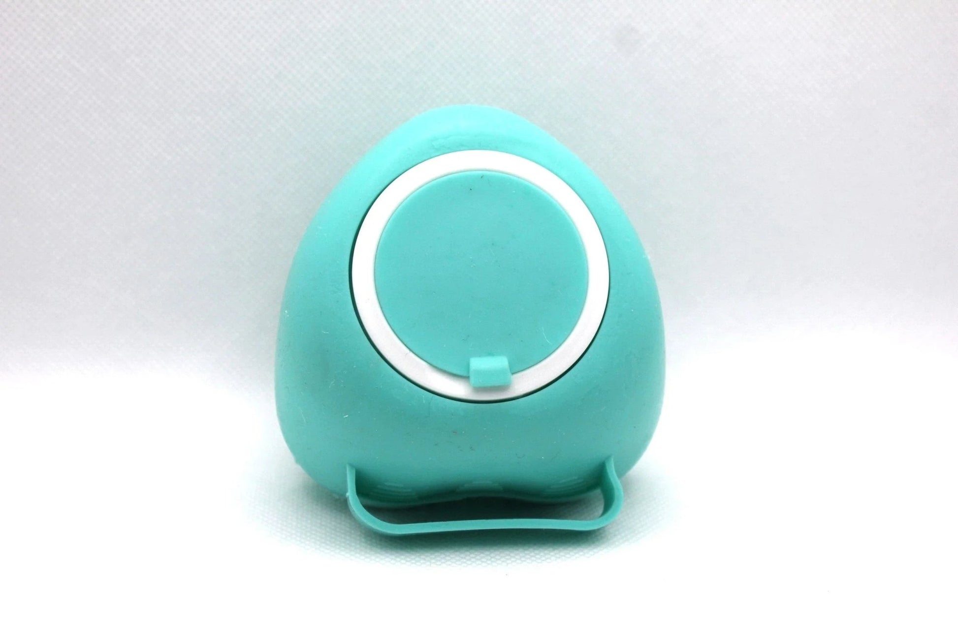 BrushPro Bath Brush The Ultimate Convenience for Pet Bath Time by Sky Pandion | Buy at Pawport